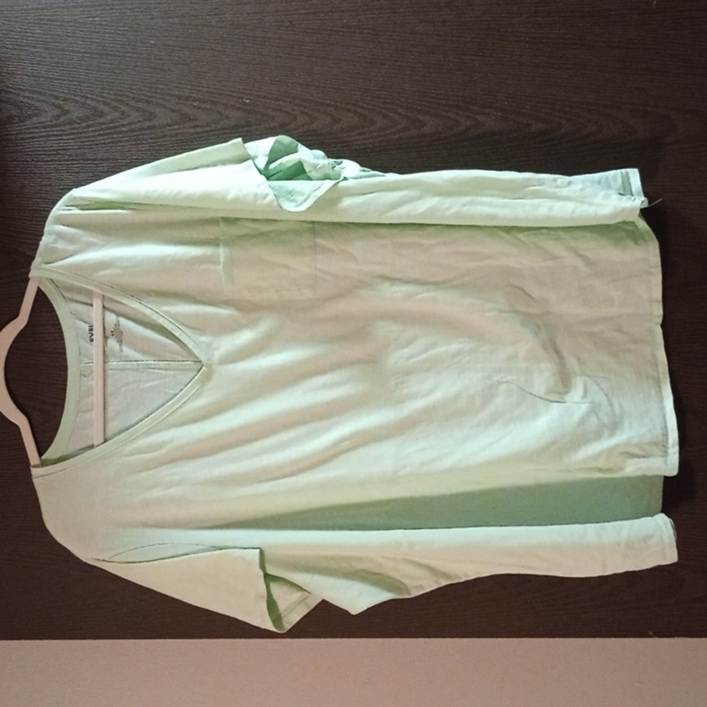 EVRI Mint Everyday Tee
